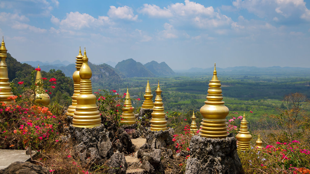 Thamma Park (Ban Khao Na Nai)