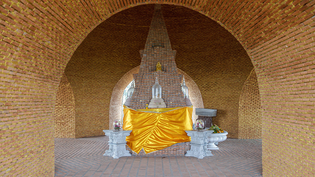Thamma Park (Ban Khao Na Nai)
