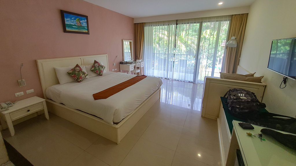 Hula Hula Resort and Spa