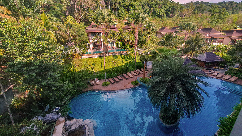 Hula Hula Resort and Spa
