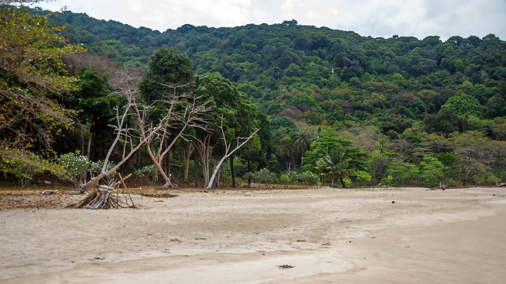 Nui Bay