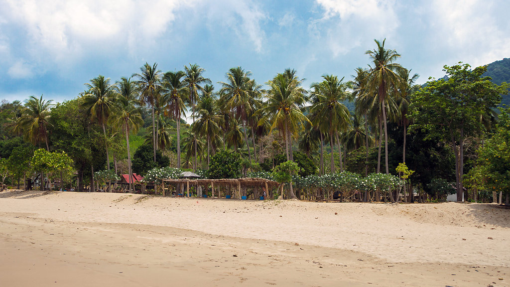Nui Bay