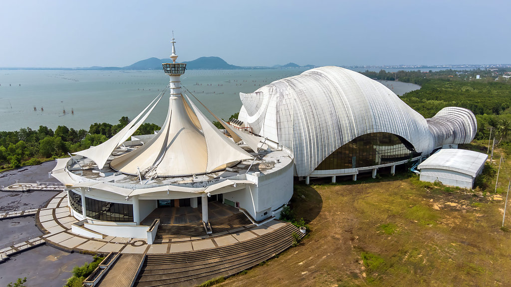 Tinsulanonda Fisheries College