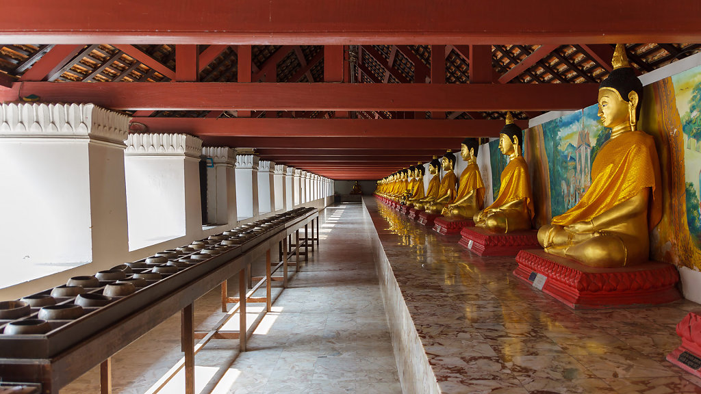 Wat Phra Mahathat Woramahawihan