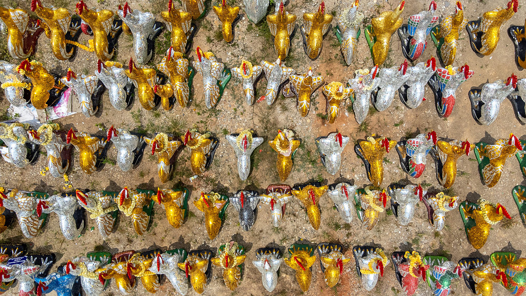 Wat Chedi (Ai Kai) // วัดเจดีย์ (ไอ้ไข่)