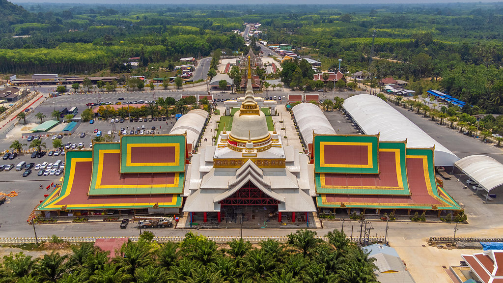 Wat Chedi (Ai Kai) // วัดเจดีย์ (ไอ้ไข่)