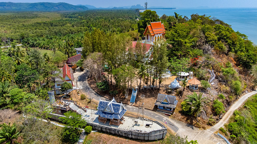 Wat Kho Khao (Wat Thepnimit)