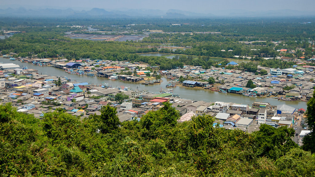 Mu Ban Suan Seri // หมู่บ้านสวนเสรี