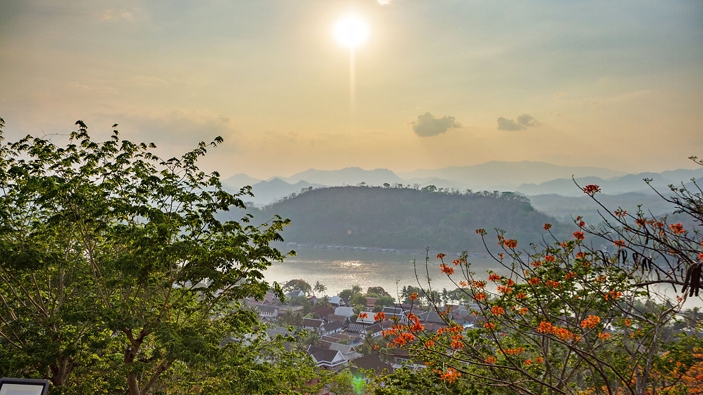 Phousi Hill // ພະທາດພູສີ