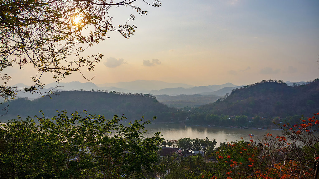 Phousi Hill // ພະທາດພູສີ