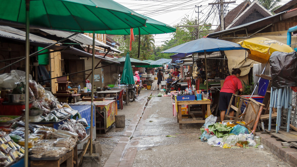 Street Market // ຕະຫຼາດຖະຫນົນ