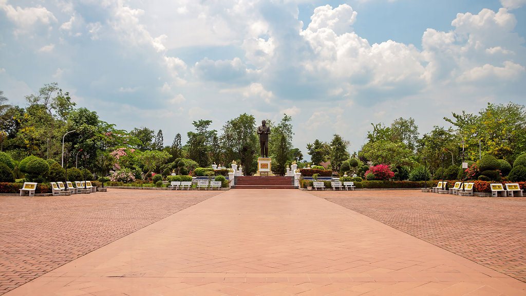 Monument to President Souphanouvong