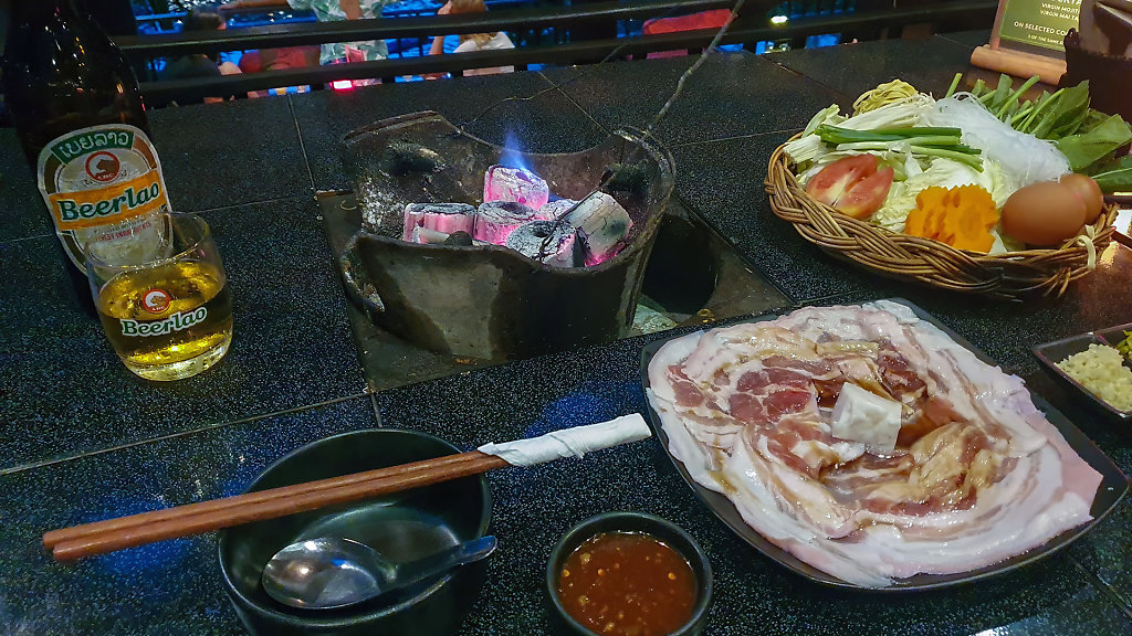 Dyen Sabai Restaurant