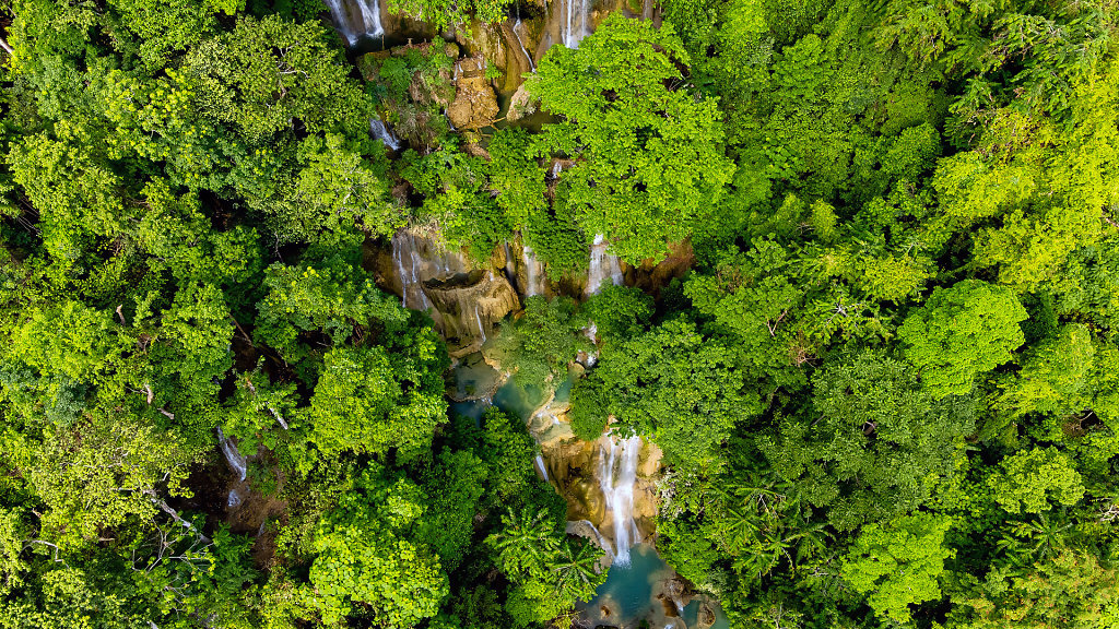 Kuang Si Wasserfall