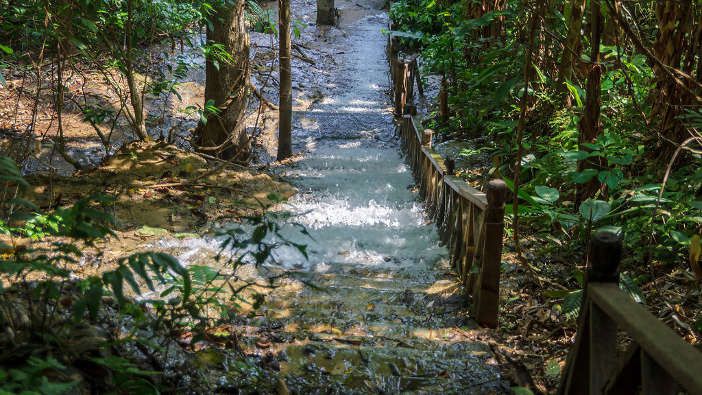 Kuang Si Wasserfall