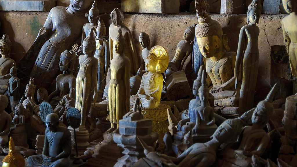 Pak Ou Caves // ຖ້ຳຕິ່ງ