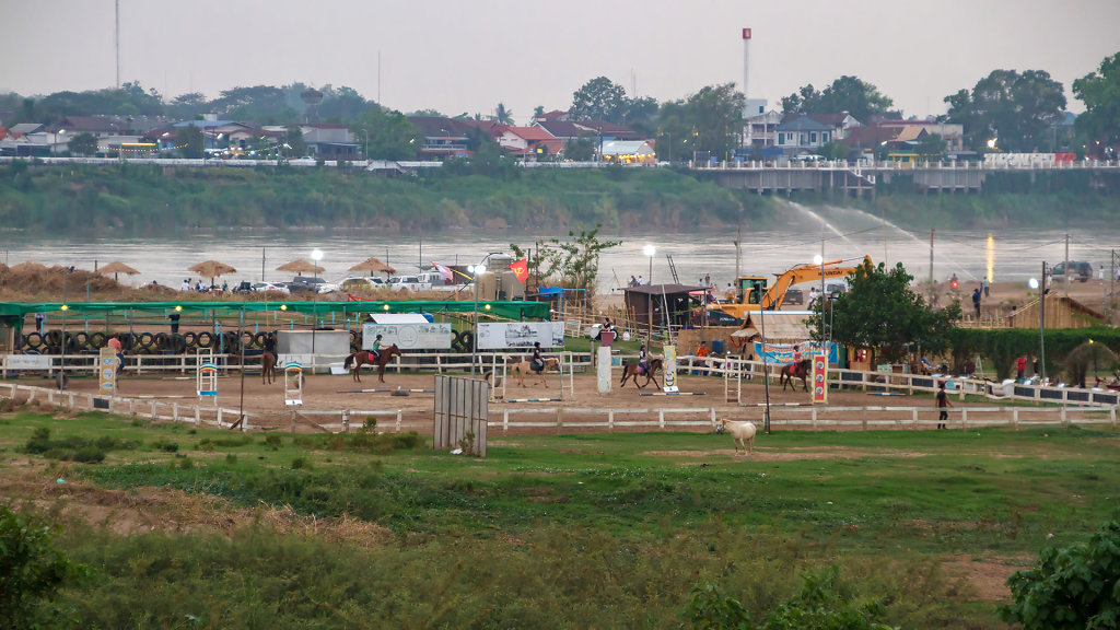 20230520-183146-THAI1535.jpg