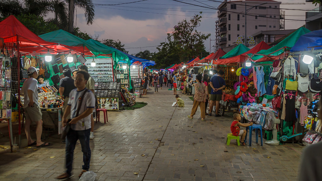 20230520-184143-THAI1548.jpg