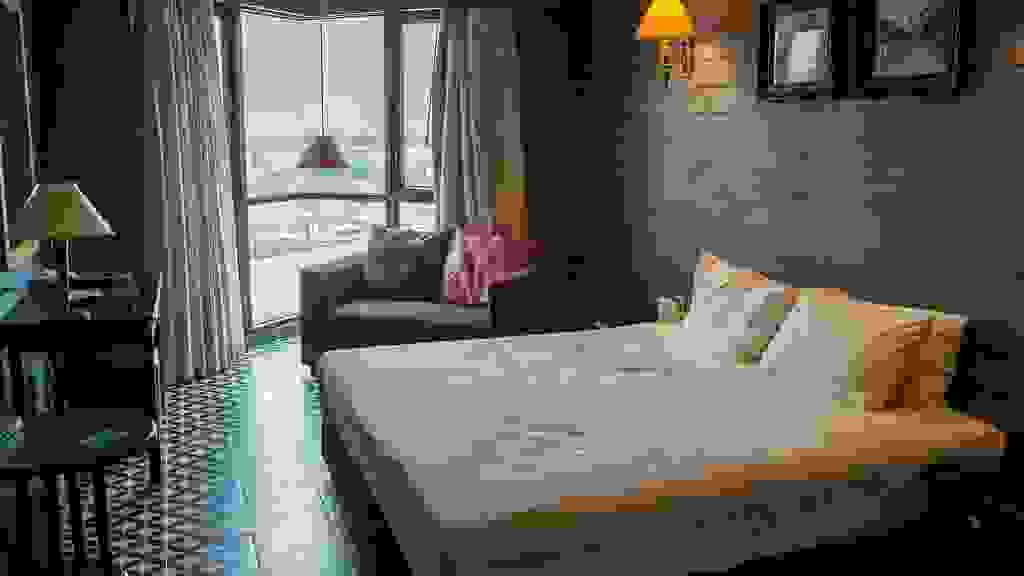 Naphalai Hotel // โรงแรมนภาลัย