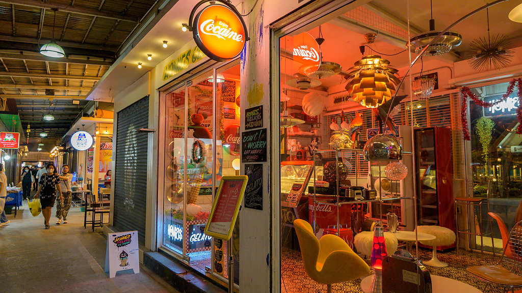 Srinagarindra Train Night Market