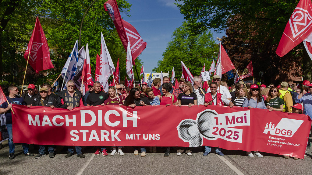 01.05.2025: 1. Mai Demo Barmbek Nord